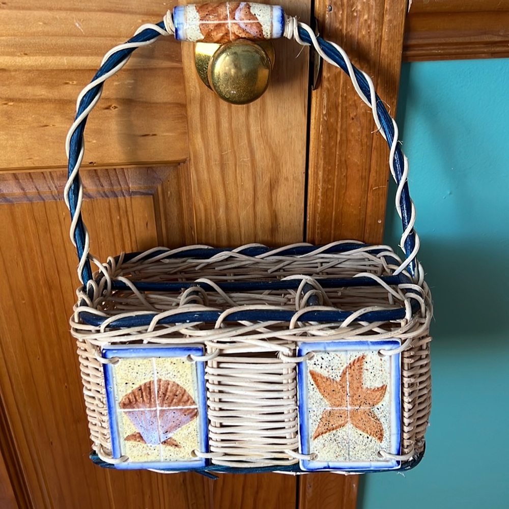 Utensil Holder